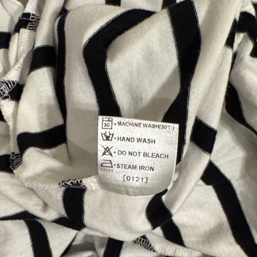 Striped Black and White‎ Maxi Dress - Picture 5 of 5